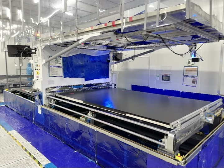 中大尺寸偏贴机